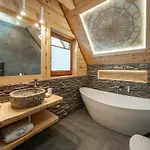 Osada Guty - Każdy Posiada Prywatne Jacuzzi Na Wyłączność, W Cenie Pobytu - Idealne Miejsce Na Wypoczynek! Domek alpejski *