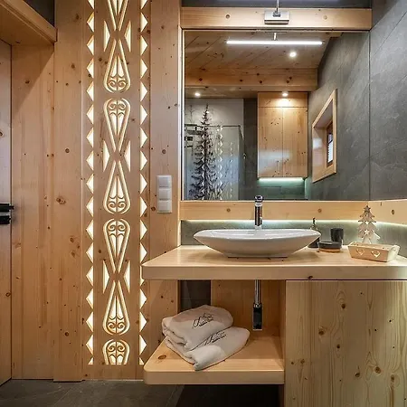 Osada Guty - Każdy Posiada Prywatne Jacuzzi Na Wyłączność, W Cenie Pobytu - Idealne Miejsce Na Wypoczynek! Domek alpejski Szaflary