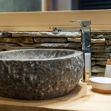 Osada Guty - Każdy Posiada Prywatne Jacuzzi Na Wyłączność, W Cenie Pobytu - Idealne Miejsce Na Wypoczynek! Domek alpejski